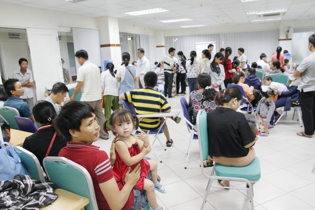 Đoàn bác sĩ Hoa Kỳ phẫu thuật miễn phí cho trẻ em dị tật miền Trung – Tây Nguyên 4 ReSurge phau thuat mien phi