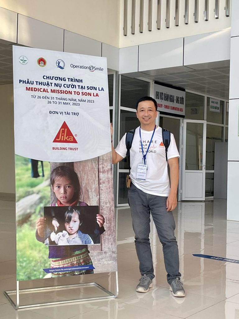 Phẫu thuật nụ cười cho em 2 12d4ce8d8b10554e0c01 1
