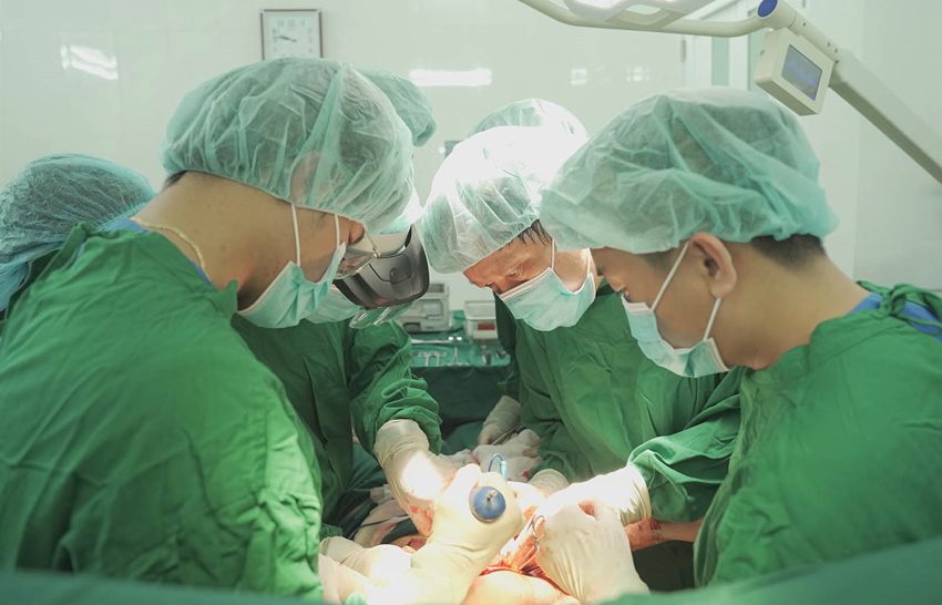 Tái tạo ngực sau ung thư