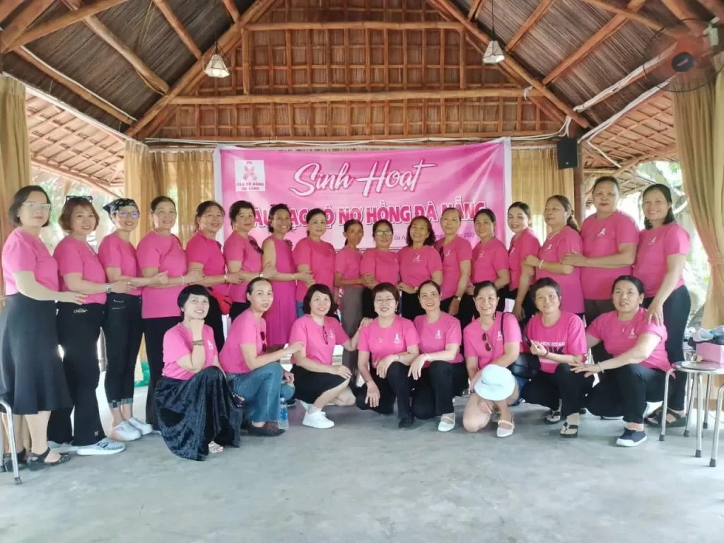 Tái tạo Hy vọng: Chuyển biến tích cực trong chữa trị ung thư vú tại Việt Nam 5 Pink Bows