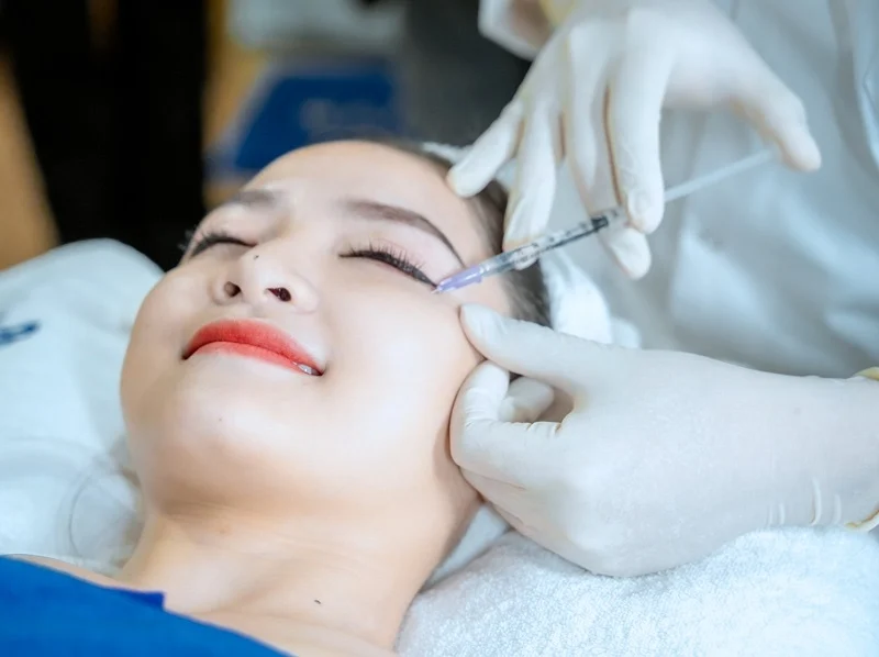 THẨM MỸ DA 9 nang nguc